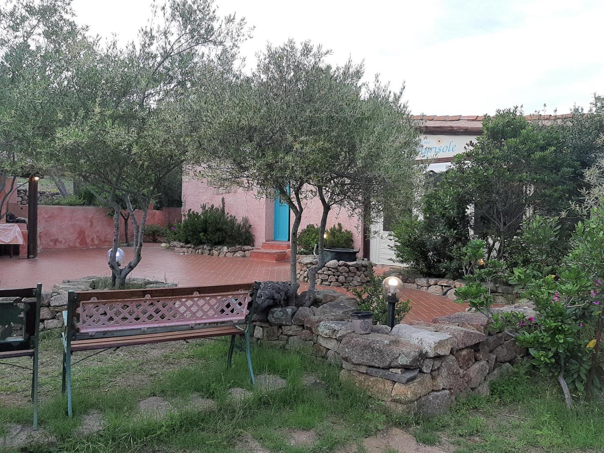 Agriturismo Agrisole Ольбія Екстер'єр фото